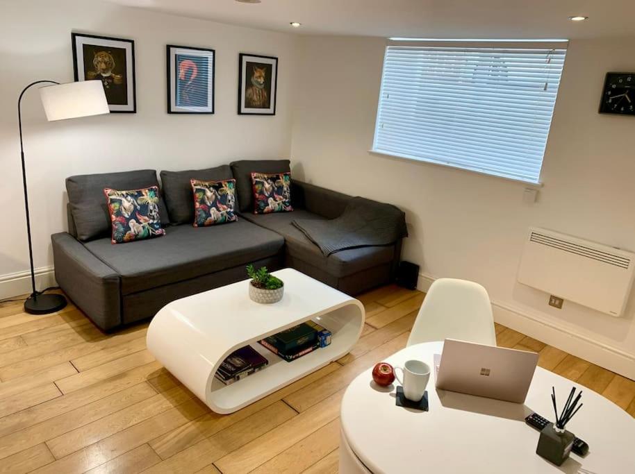 Modern, Period Property With Parking - Located Near Uni, Hospital & Town Centre Reading Ngoại thất bức ảnh